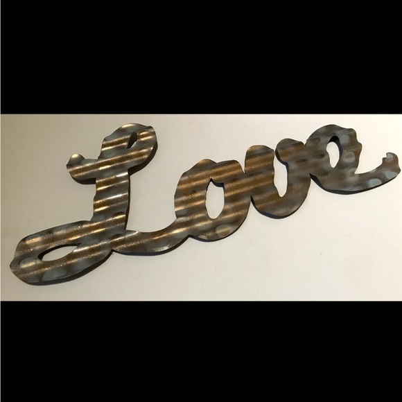 LOVE Signs Metal Wall Piece. 16.5 Inches Long. Gold & Powder Blue Polka Dot.NWOT - Picture 2 of 10